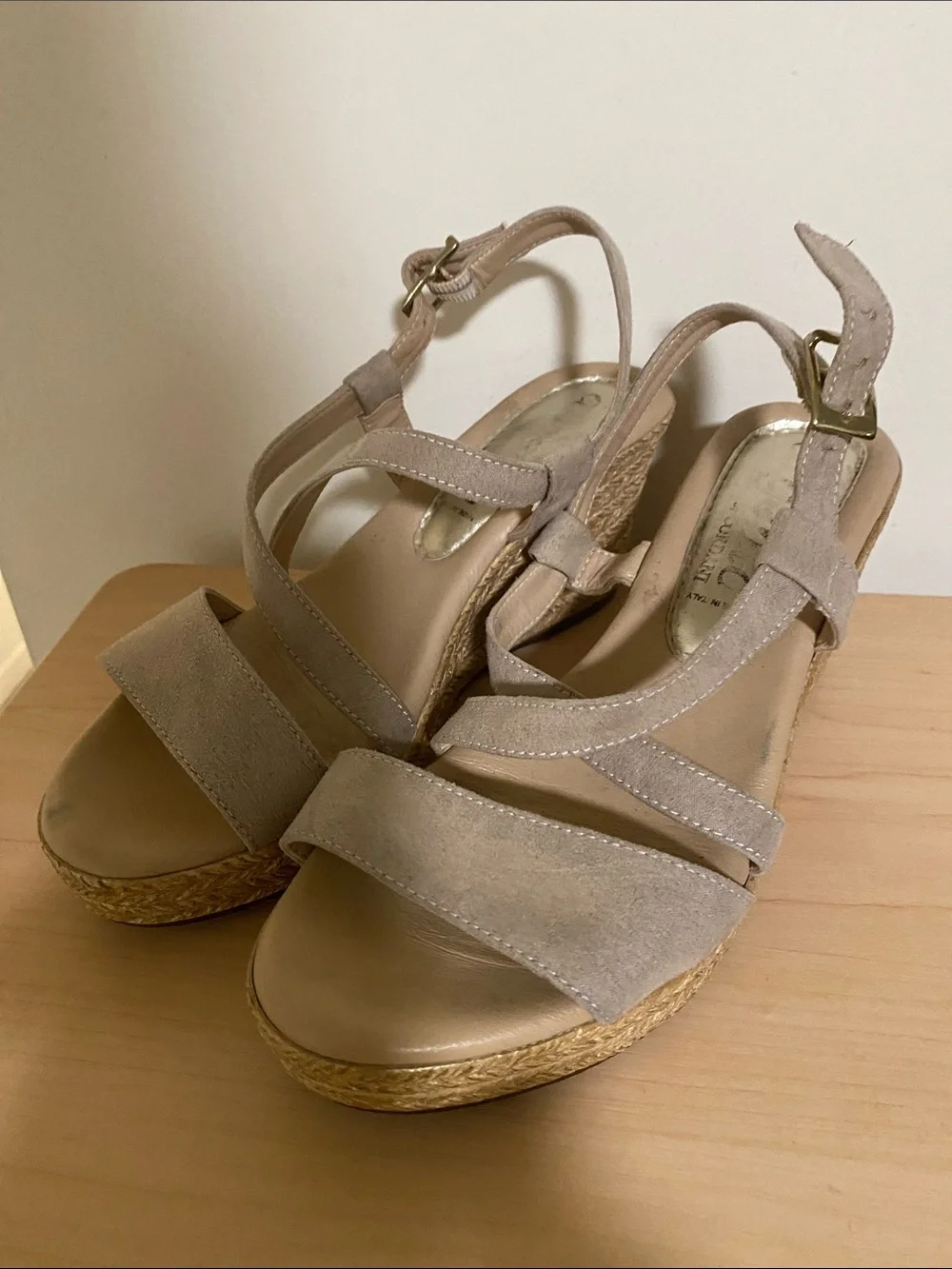 N/A elegant ankle design